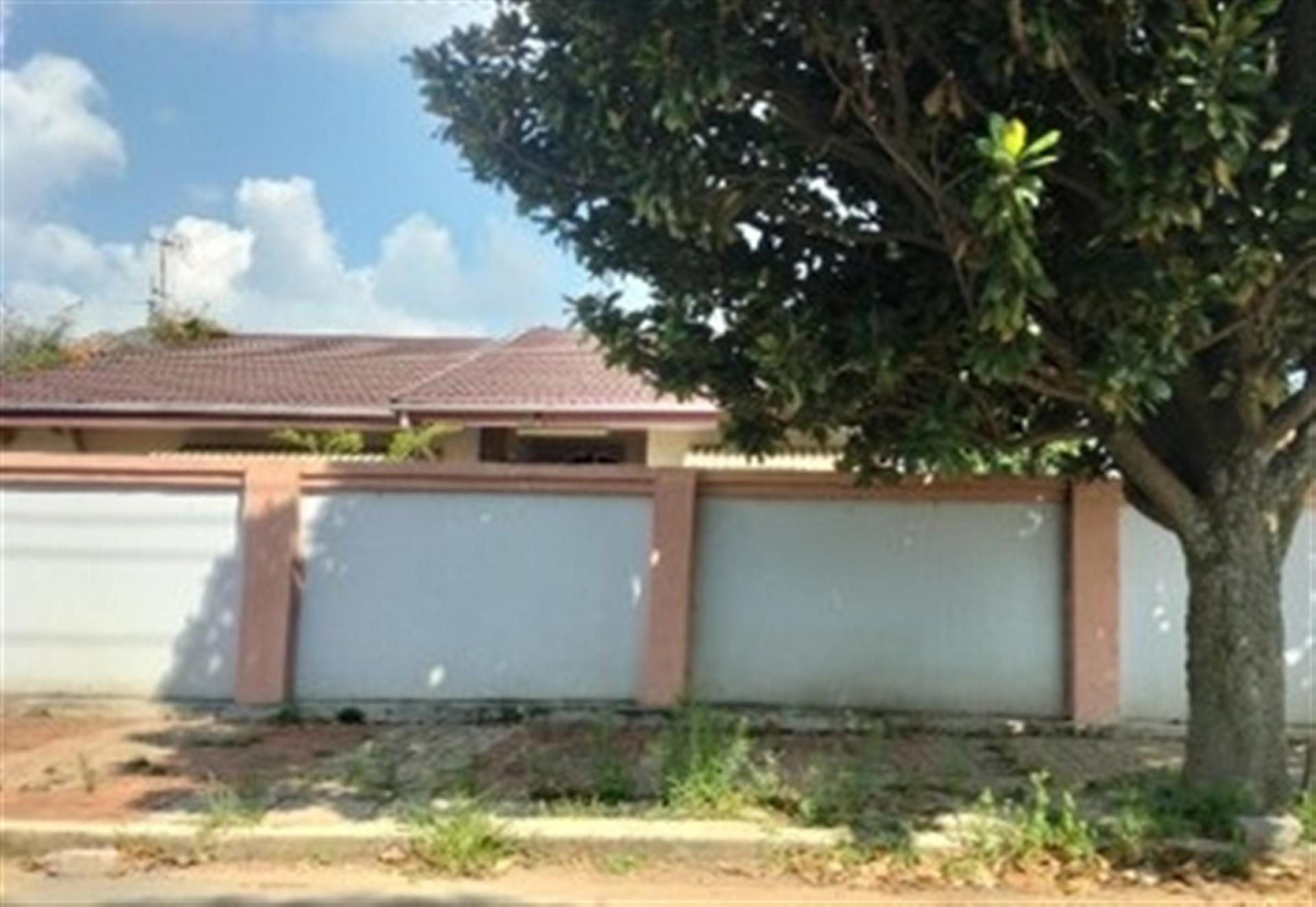 Front View of property in Randfontein