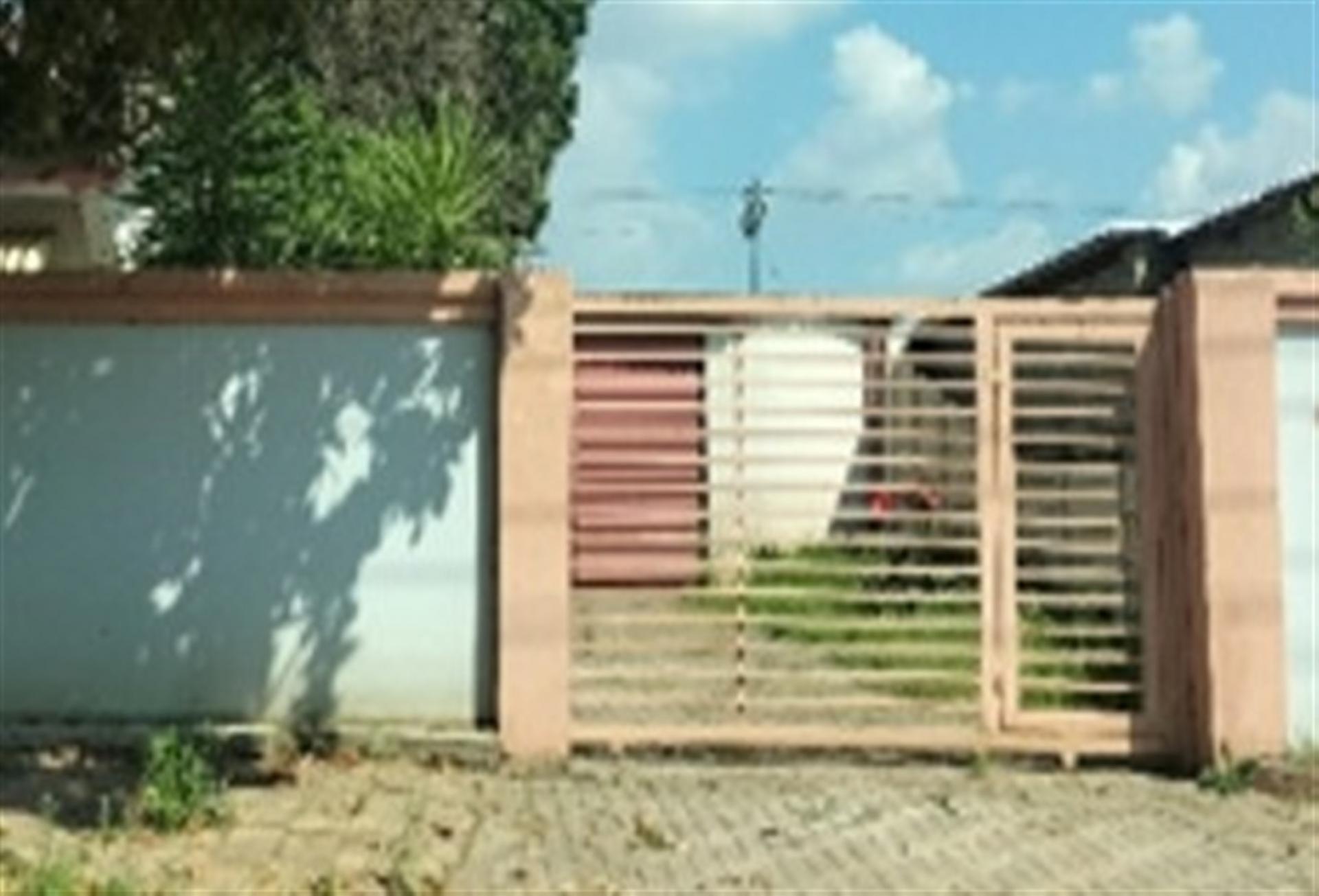 Front View of property in Randfontein