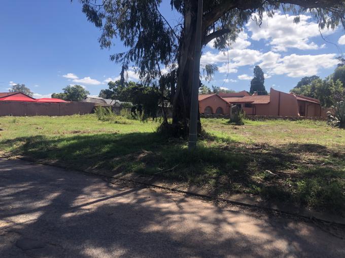 Land for Sale For Sale in Fleurhof - MR627441