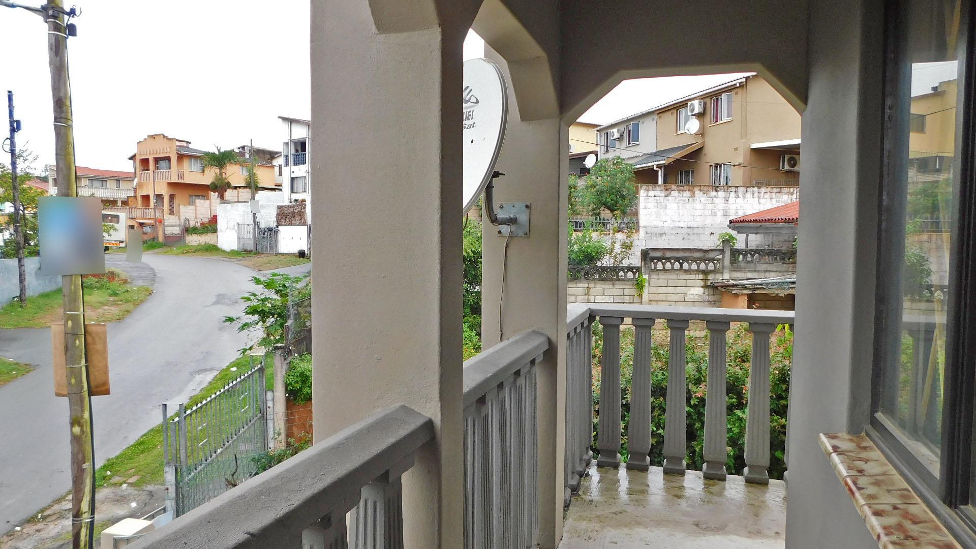 Balcony - 12 square meters of property in Chatsworth - KZN