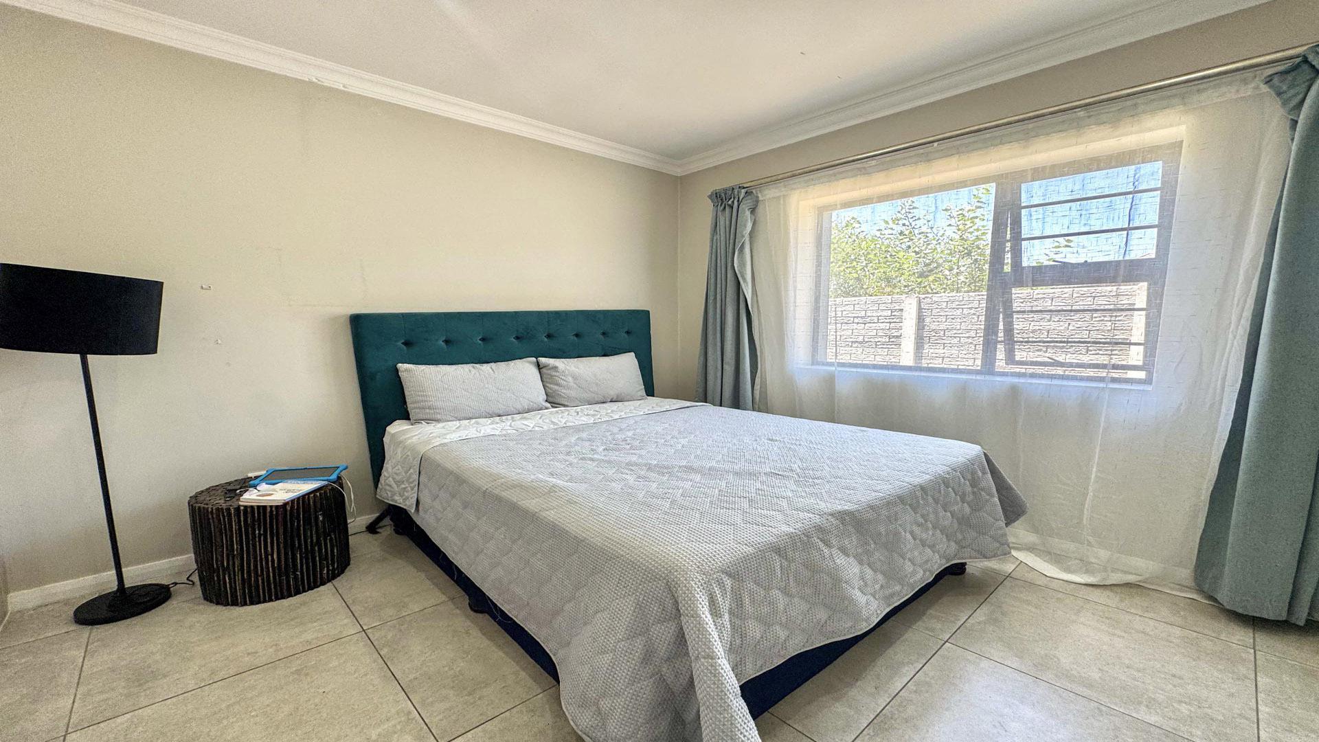 Bed Room 2 of property in Fairview - PE