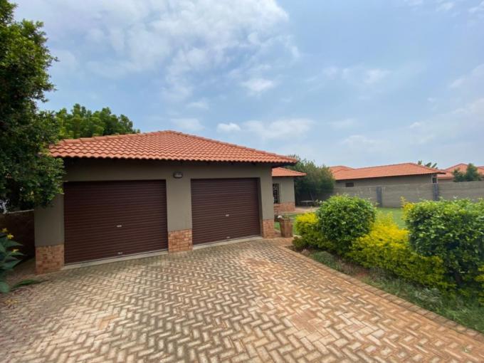 3 Bedroom House for Sale For Sale in Waterval East - MR627578