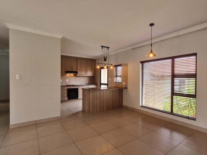 3 Bedroom Simplex for Sale For Sale in Jordaanpark - MR627597
