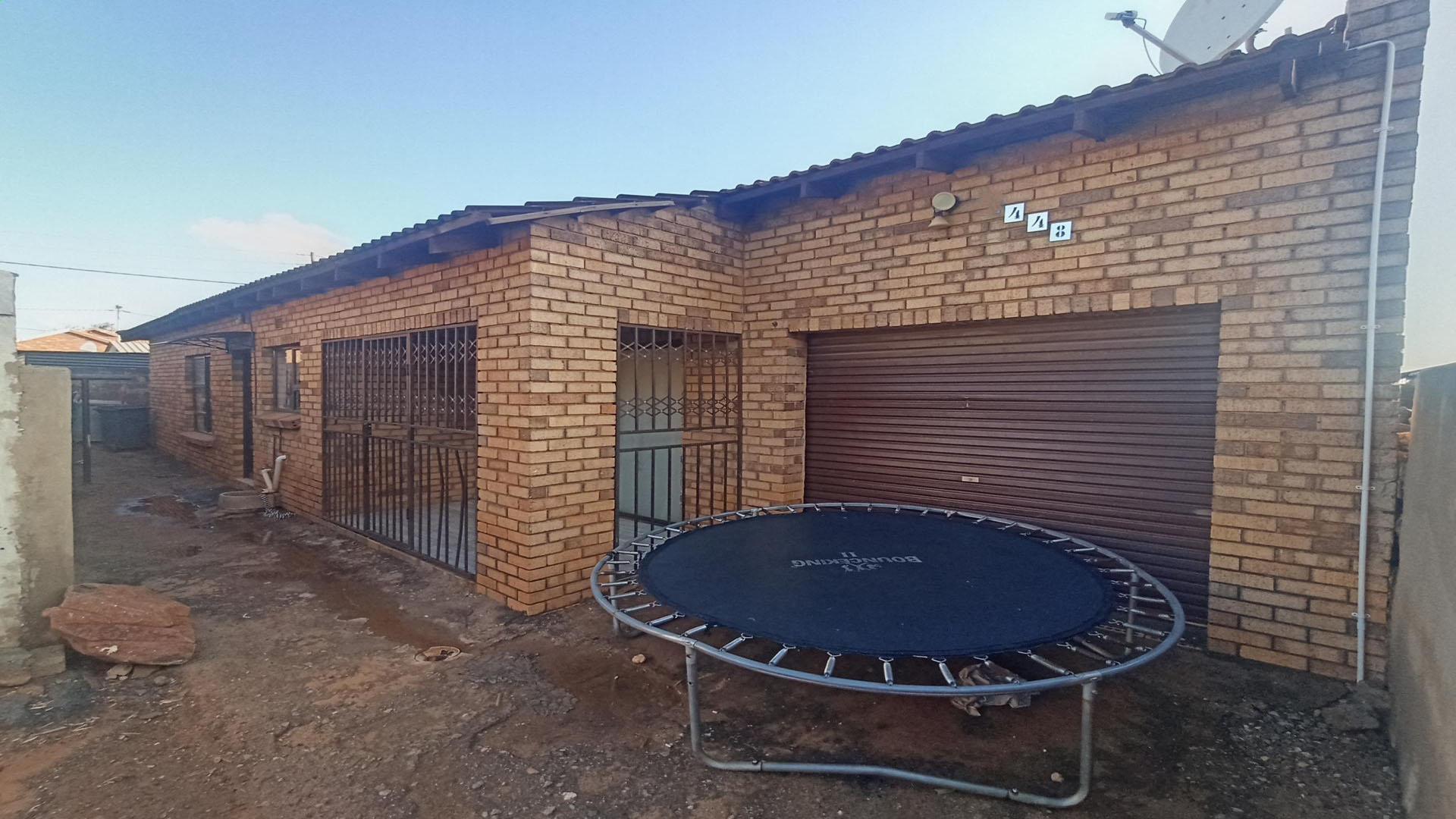 Spaces of property in Stretford