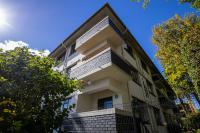 2 Bedroom 1 Bathroom Flat/Apartment for Sale for sale in Claremont (CPT)
