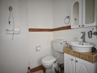 Bathroom 1 of property in Primrose Hill