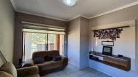 Lounges - 14 square meters of property in Brakpan