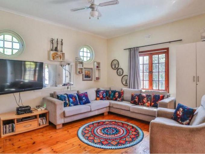 4 Bedroom House for Sale For Sale in Muizenberg   - MR628030