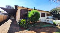 Front View of property in Sunnyridge