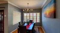 Dining Room - 14 square meters of property in Sunnyridge