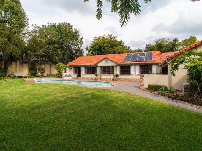 4 Bedroom House for Sale For Sale in Bedfordview - MR628233