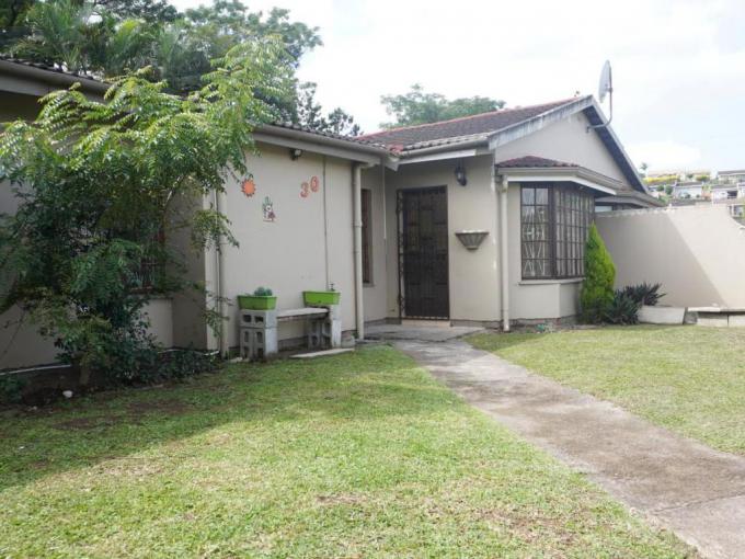 3 Bedroom Simplex for Sale For Sale in Queensburgh - MR628306