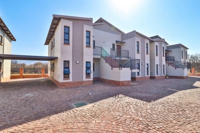 2 Bedroom Apartment for Sale For Sale in Glen Marais - MR628309