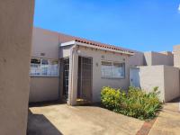 3 Bedroom 2 Bathroom Simplex for Sale for sale in Klopperpark