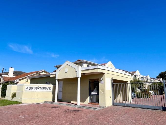 2 Bedroom Apartment for Sale For Sale in Wynberg - CPT - MR628503