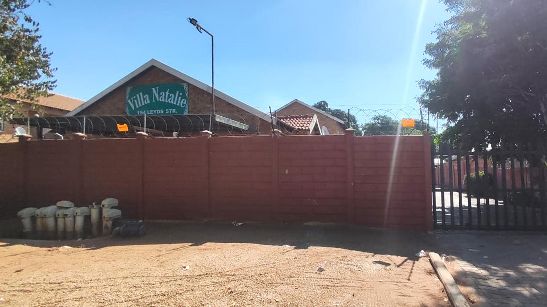 Front View of property in Rustenburg