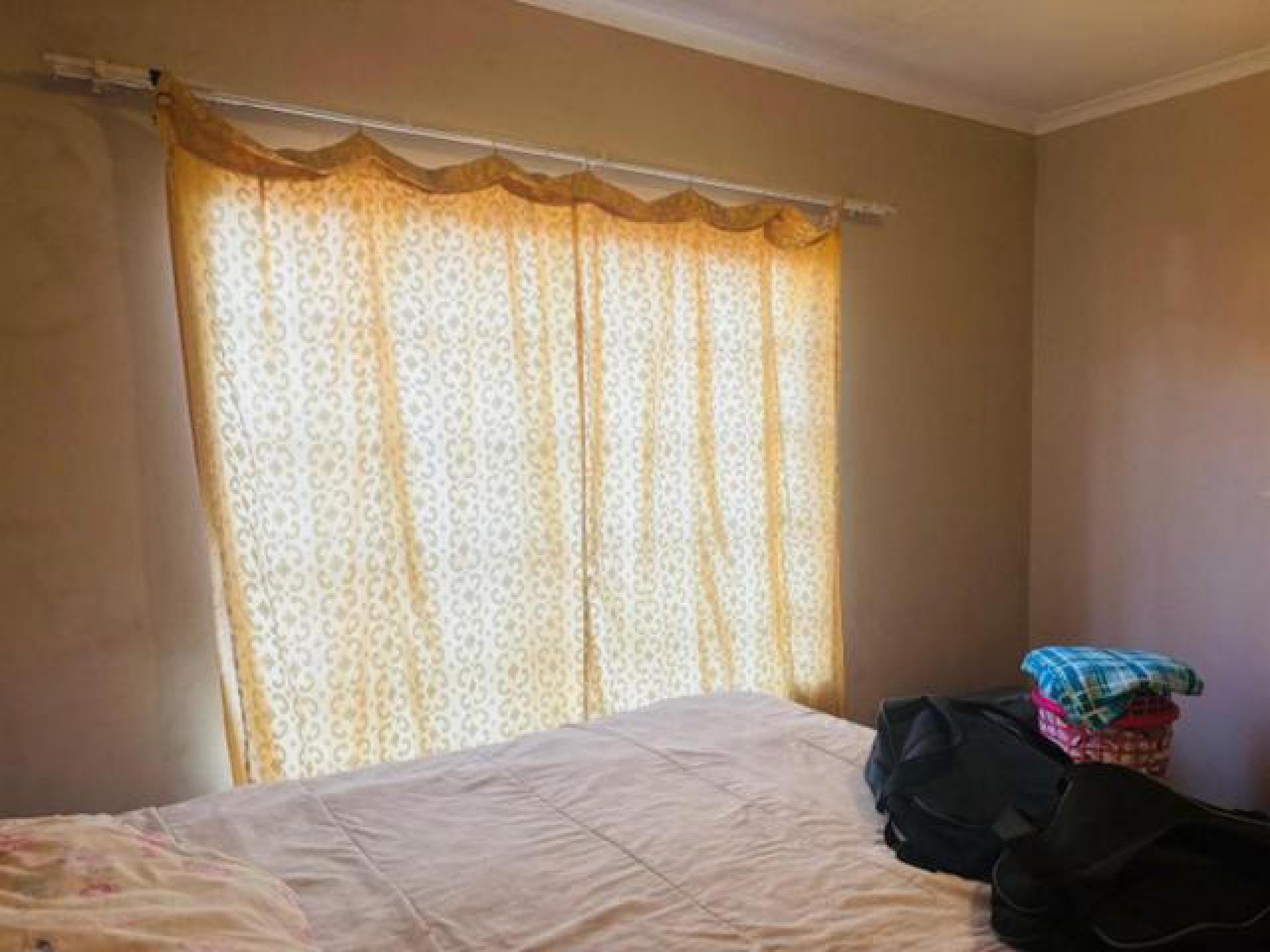 Bed Room 2 of property in Rustenburg