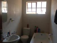  of property in Azaleapark