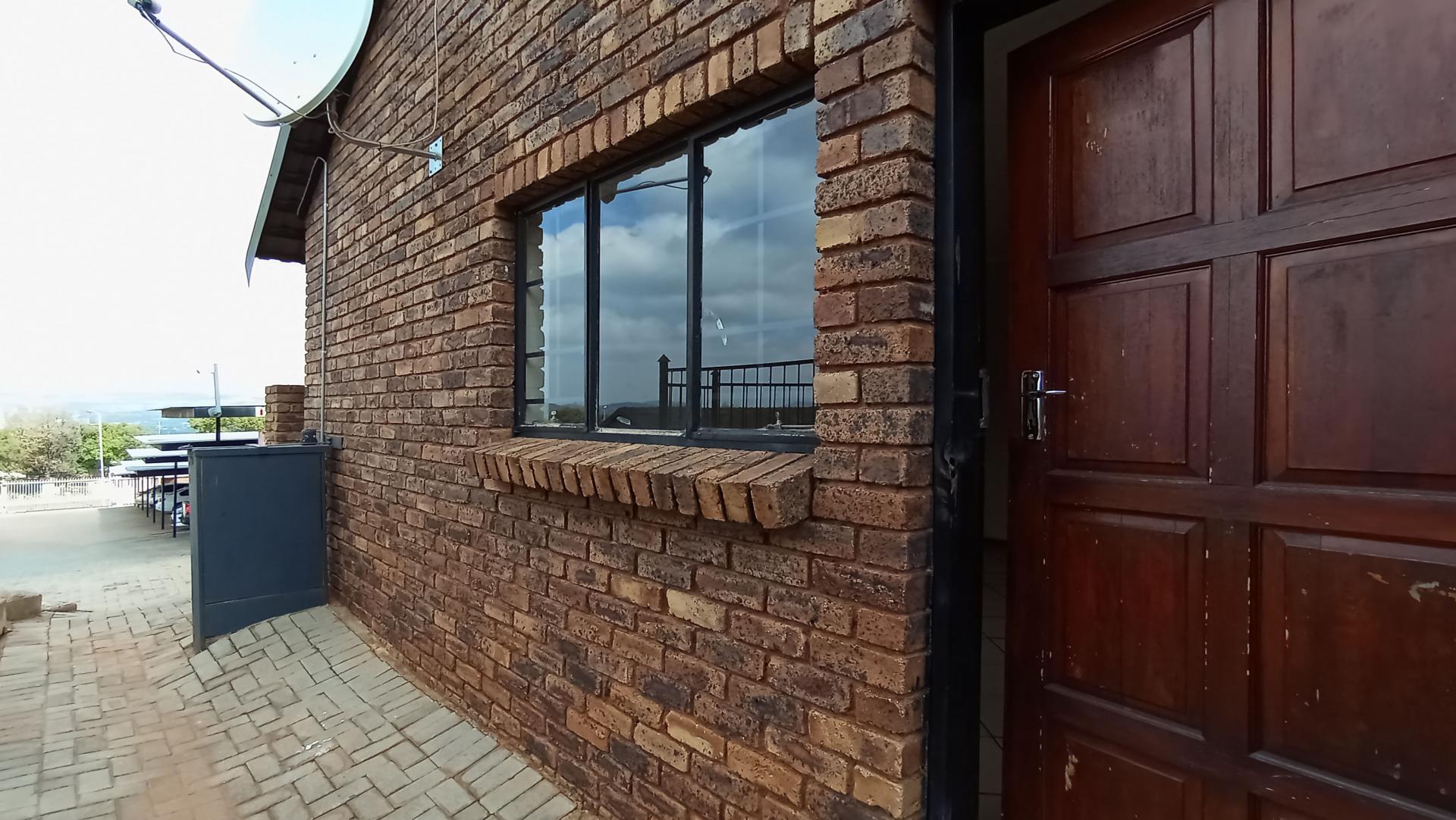 Front View of property in Philip Nel Park