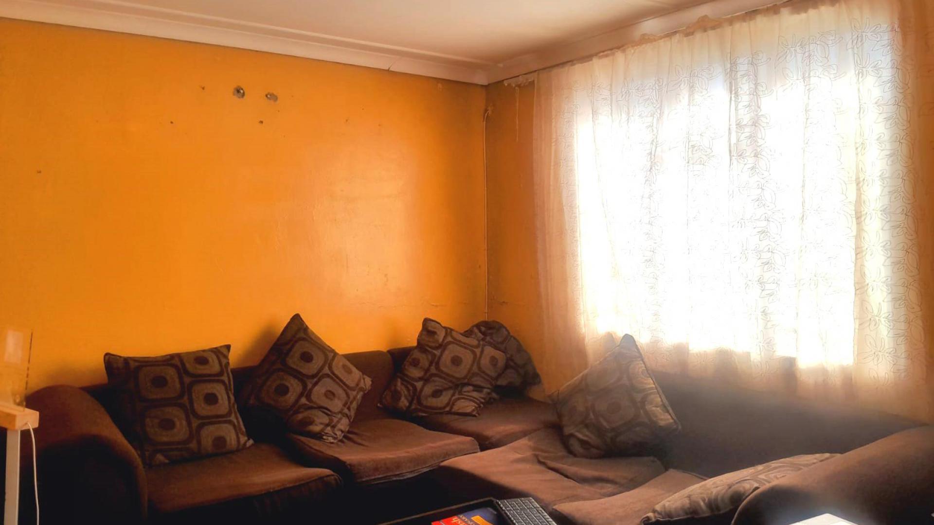Lounges of property in Mdantsane