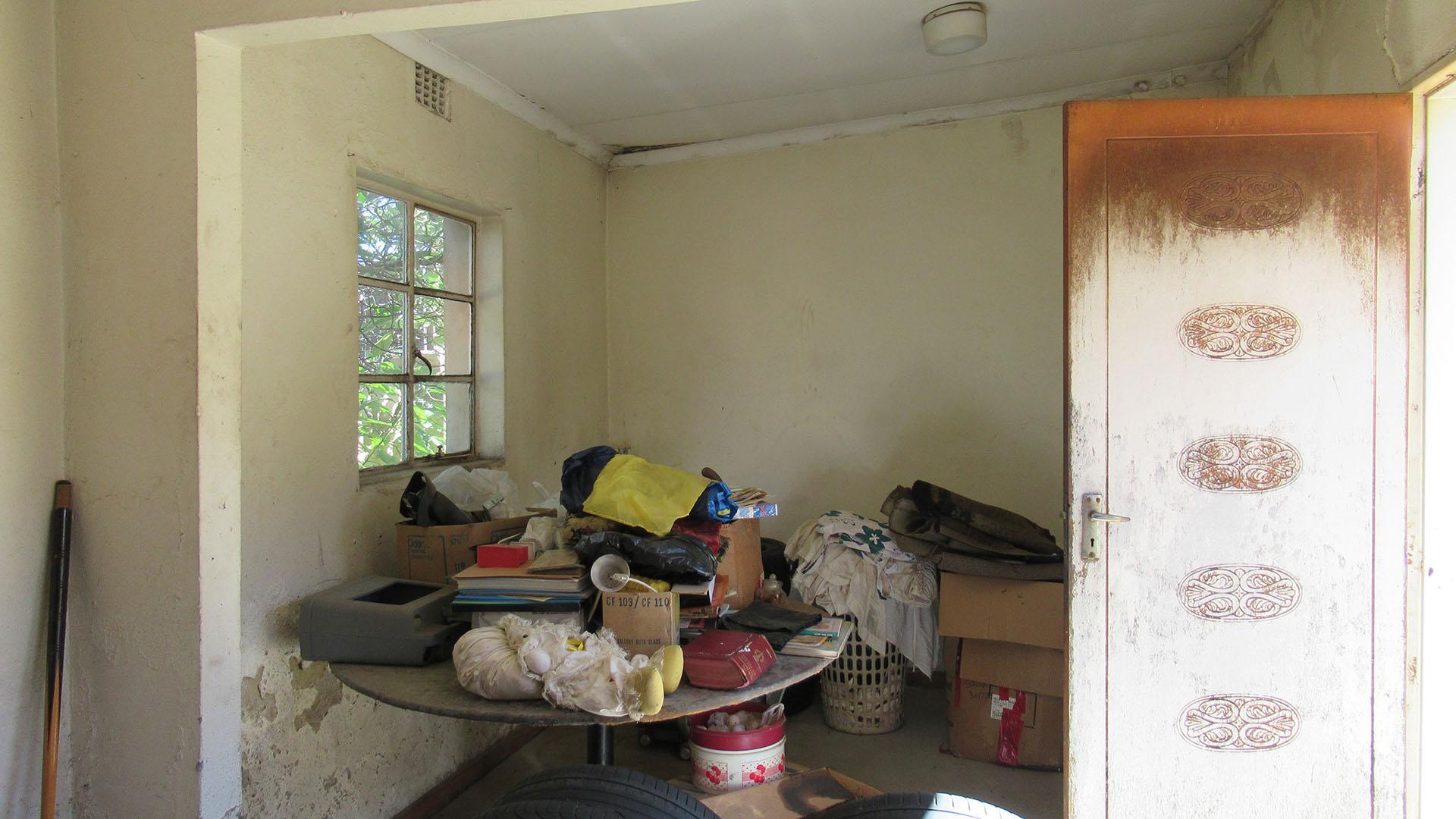 Store Room - 19 square meters of property in Maraisburg