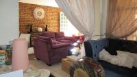 Dining Room - 12 square meters of property in Mindalore