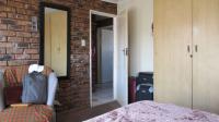 Bed Room 2 - 15 square meters of property in Mindalore