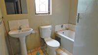 Main Bathroom - 5 square meters of property in Sea View 