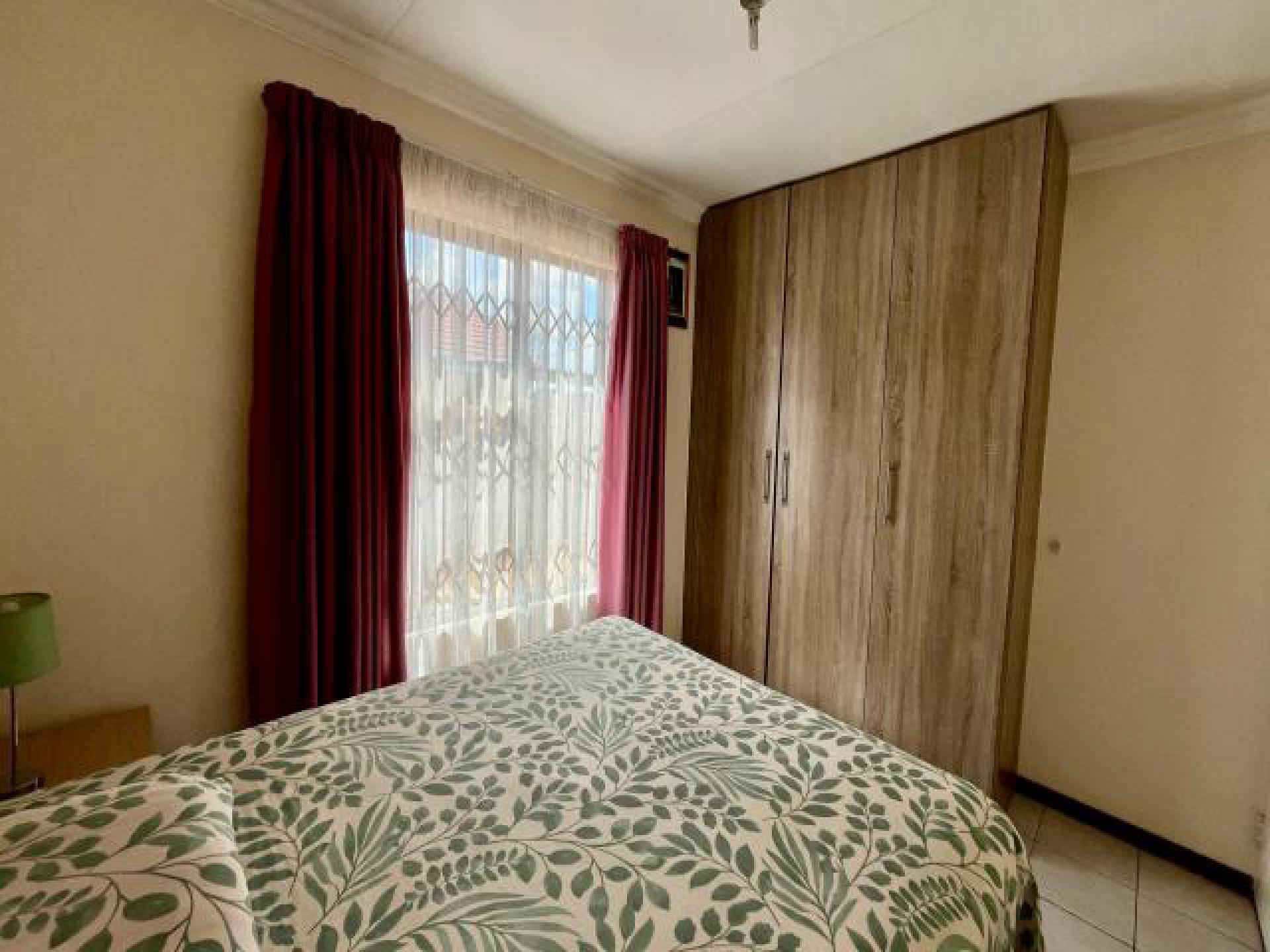 Bed Room 3 of property in Bloemdustria