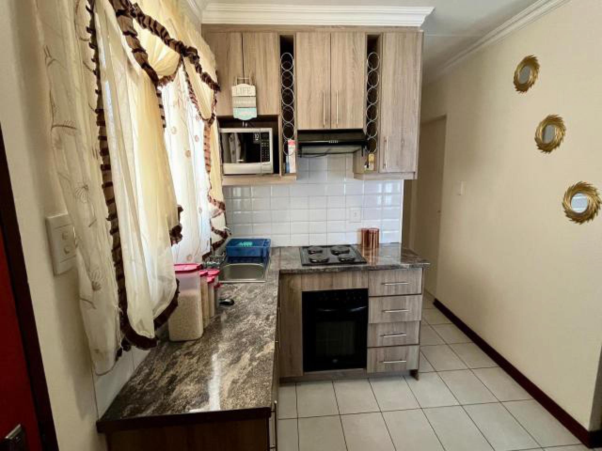 Kitchen of property in Bloemdustria