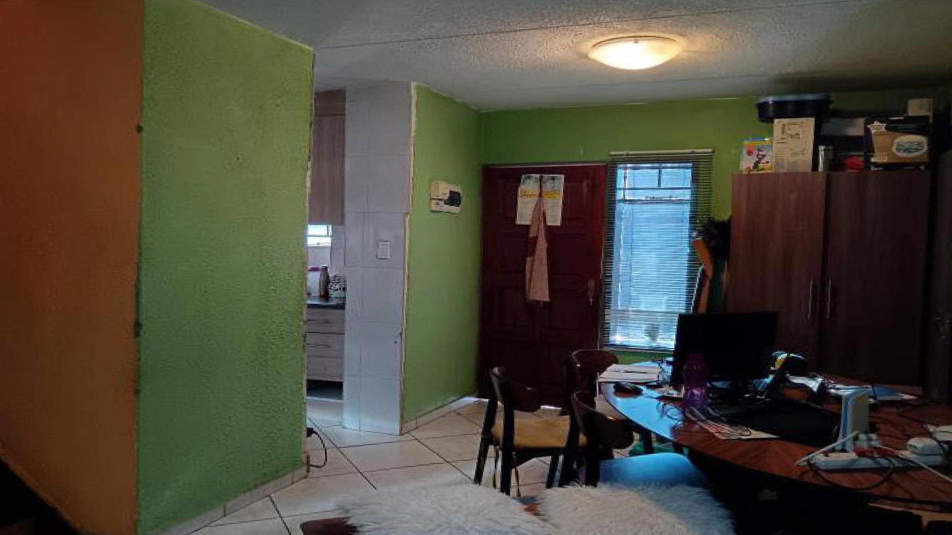 Dining Room of property in Windmill Park