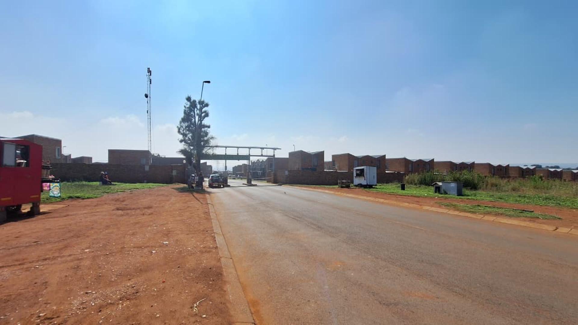 Front View of property in Windmill Park