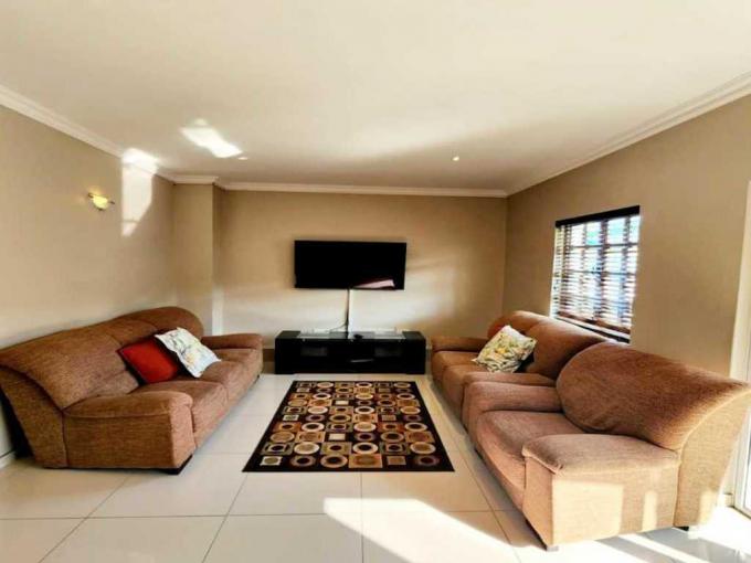 Houses For Sale in Mount MyRoof.co.za