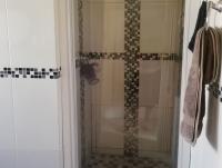 Main Bathroom - 8 square meters of property in Reyno Ridge