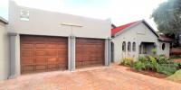 3 Bedroom 2 Bathroom House for Sale for sale in Lenasia South