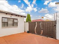  of property in Dawn Park