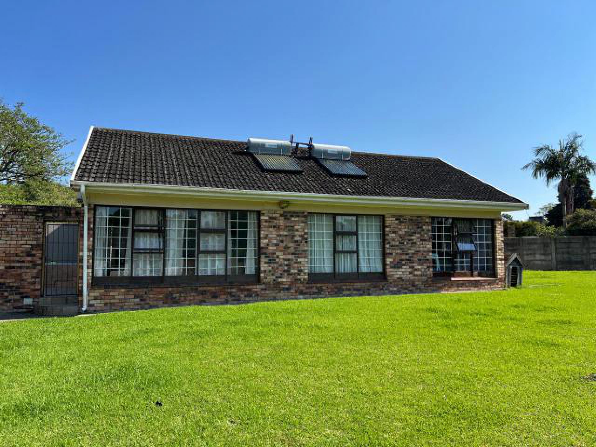 Front View of property in Amalinda
