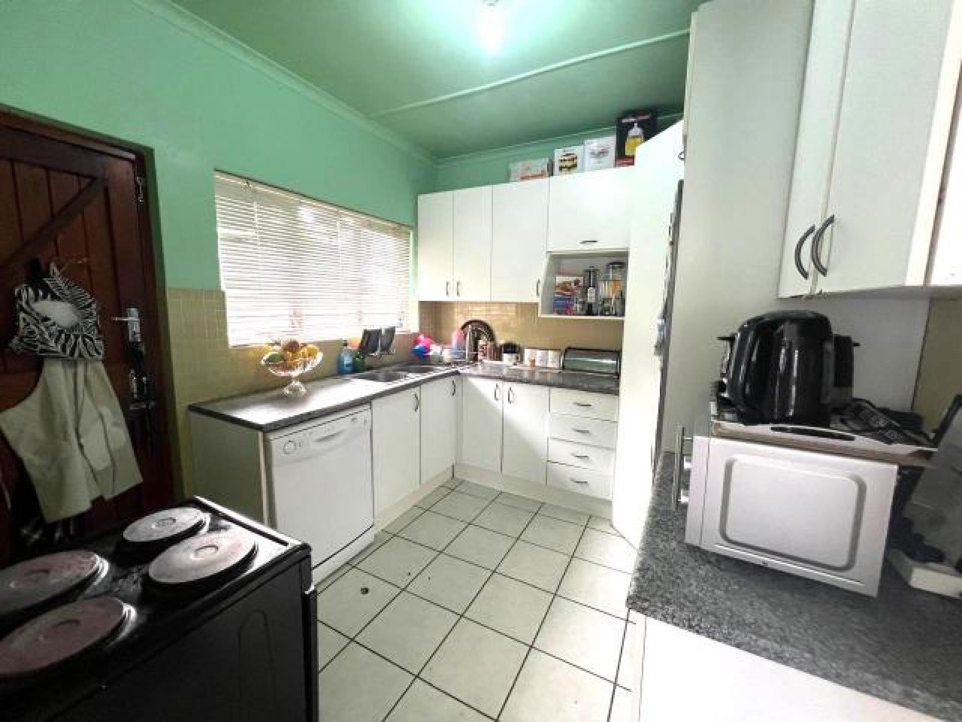 Kitchen of property in Amalinda