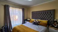 Bed Room 2 - 10 square meters of property in Castleview