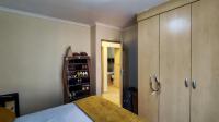 Bed Room 2 - 10 square meters of property in Castleview