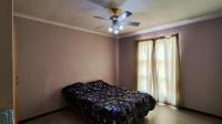 Bed Room 1 - 16 square meters of property in Rensburg
