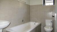 Bathroom 1 - 4 square meters of property in Protea Glen