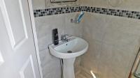 Bathroom 1 - 8 square meters of property in Rydalvale