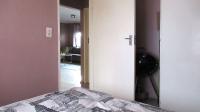 Bed Room 1 - 11 square meters of property in Lindhaven