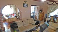 Lounges - 29 square meters of property in Silverglen