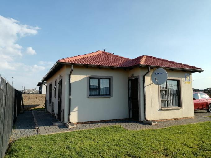 3 Bedroom House for Sale For Sale in Klerksoord - MR629842