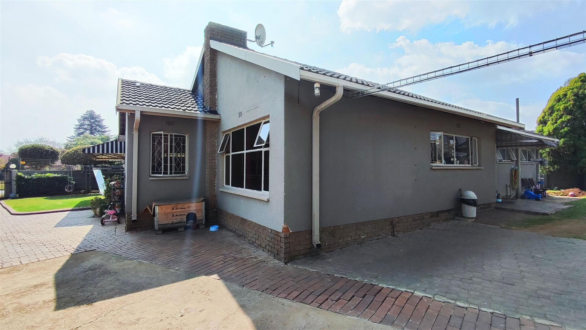 Front View of property in Boksburg