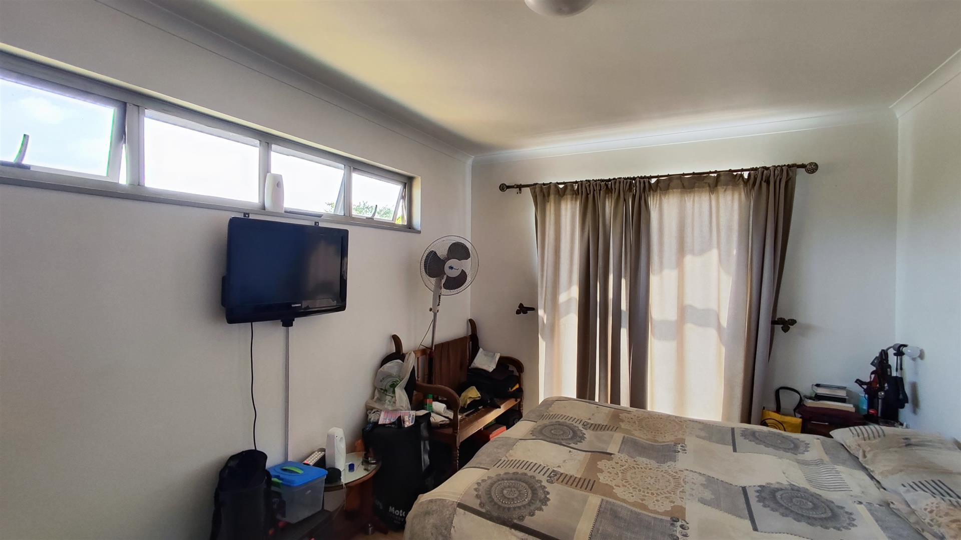 Main Bedroom - 46 square meters of property in Boksburg