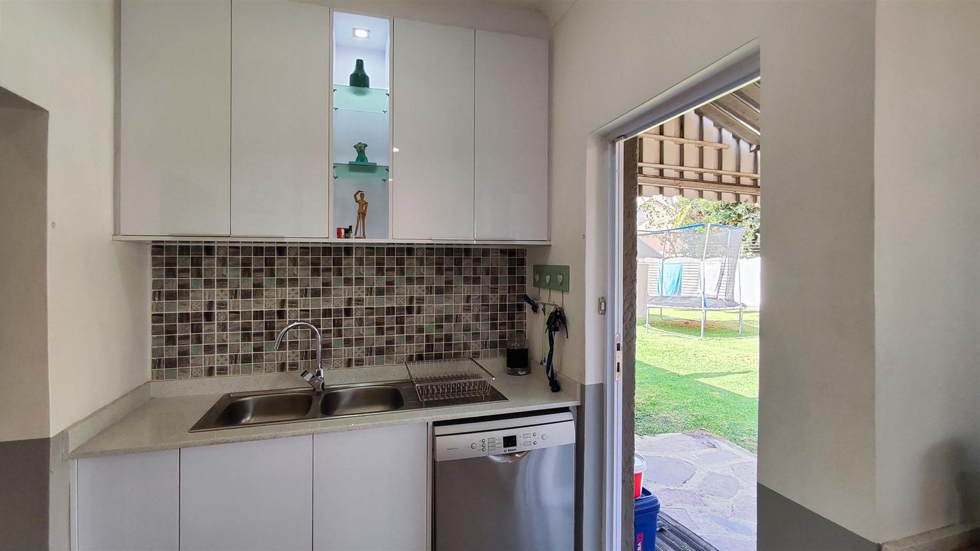 Scullery - 4 square meters of property in Boksburg