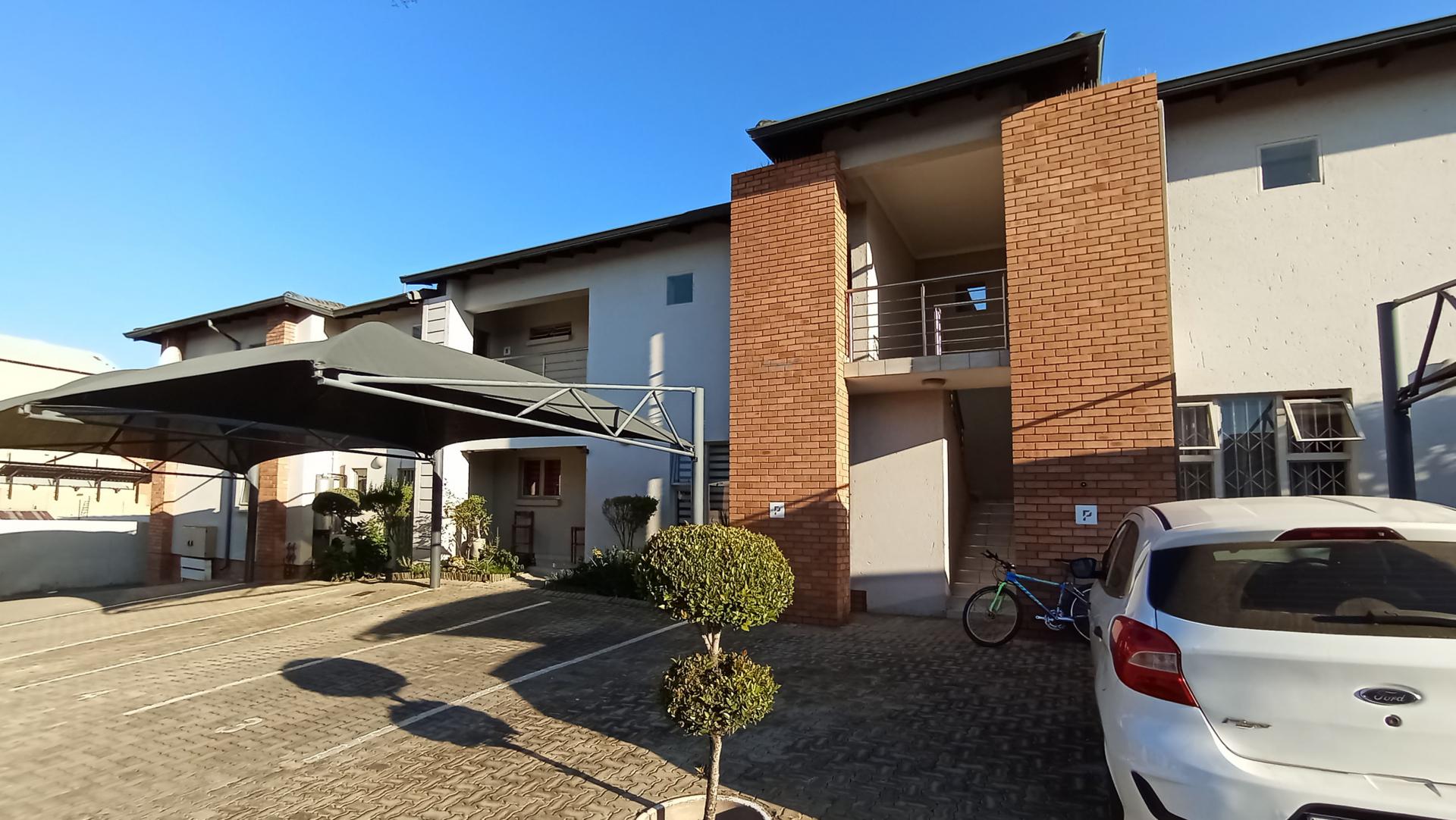 Front View of property in Erand Gardens
